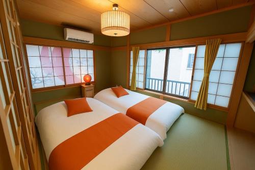 Matsubara Station 2 minutes Shinjuku, Shibuya 15 minutes Pure Japanese style house where you can feel the seasons Maximum 6 people rent a house Quiet house