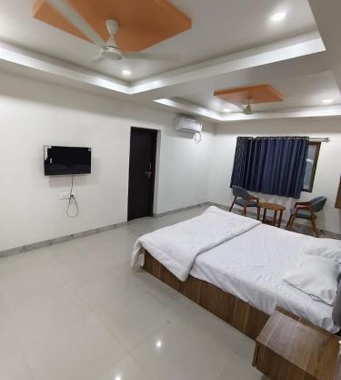 Mauli executive restaurant