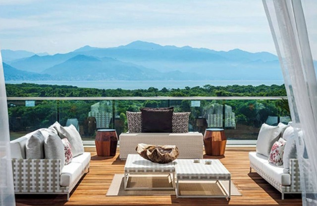 MAYAN PALACE MASTER ROOM