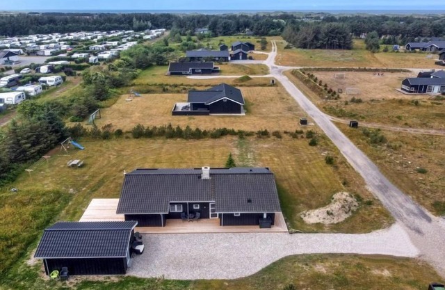 "Mayke" - 900m from the sea by Interhome