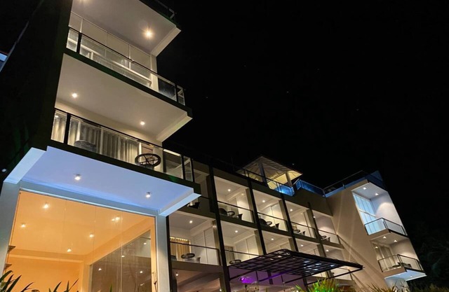 Mazarine Surf Suites