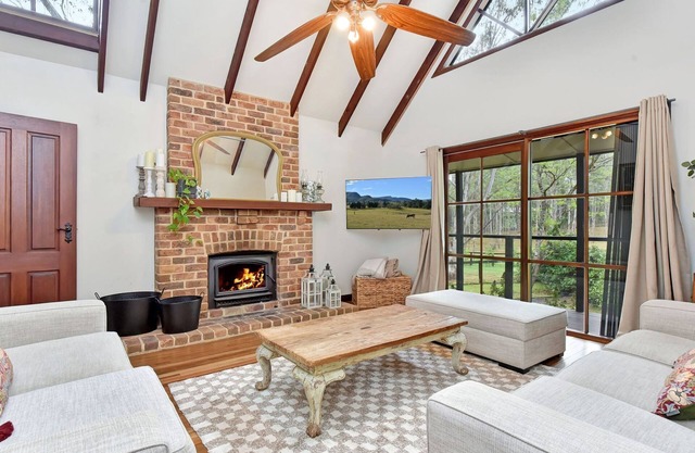 Meadowbrook Manor in North Rothbury