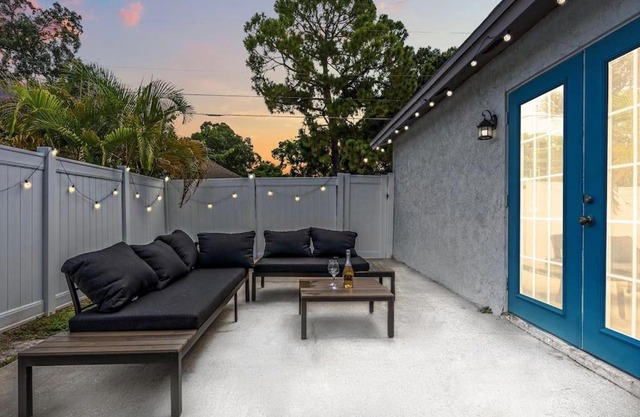 Mediterranean Beach House Next To Everything!