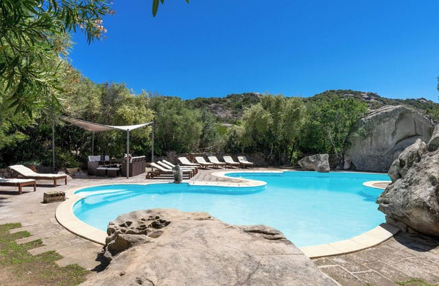 Mediterranean Villa with Terrace, Garden and Wi-Fi