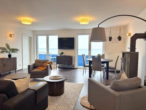 Meerblickappartement mit Kamin