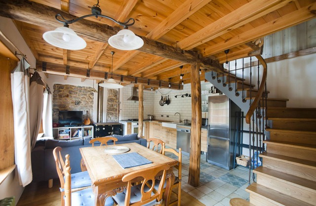 Melendreros House. Country house, large, well equipped and with beautiful views.
