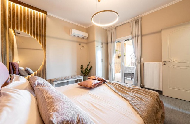 Meltemi Beach House - a seaside Luxury maisonnette