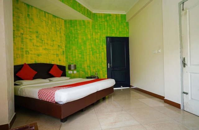 Memorable Stay Views/Attukad Waterfalls/Hydel Park