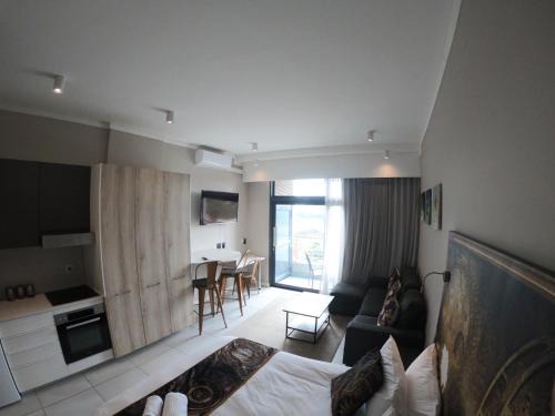 Menlyn Maine Residences 811