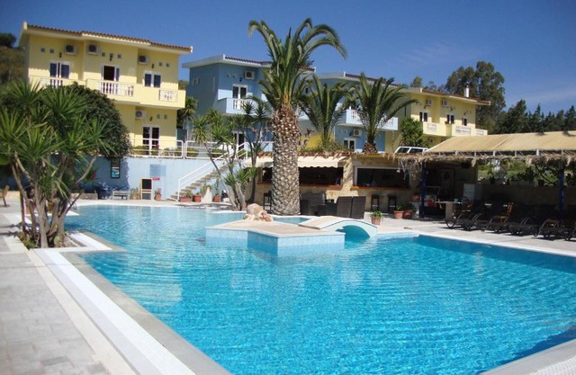 Meraki Apartments and Studios