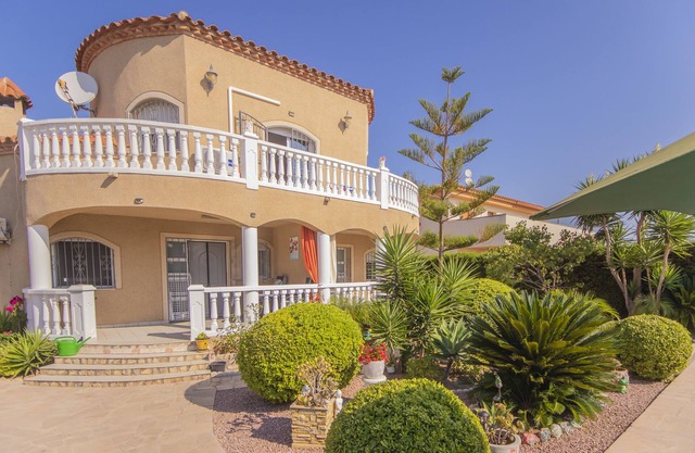 Meridian Villa CON Piscina