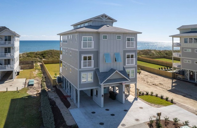 MerSea OF 10 BR + Pets Stay Free!