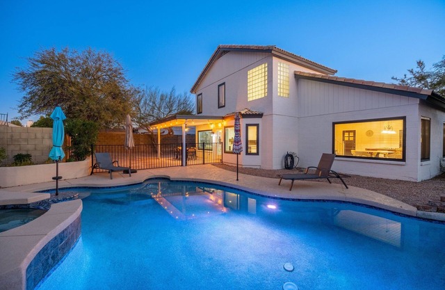 Mesa Free Heated Pool Remodeled Luxury Billiards Closed to 202 Red Mountain