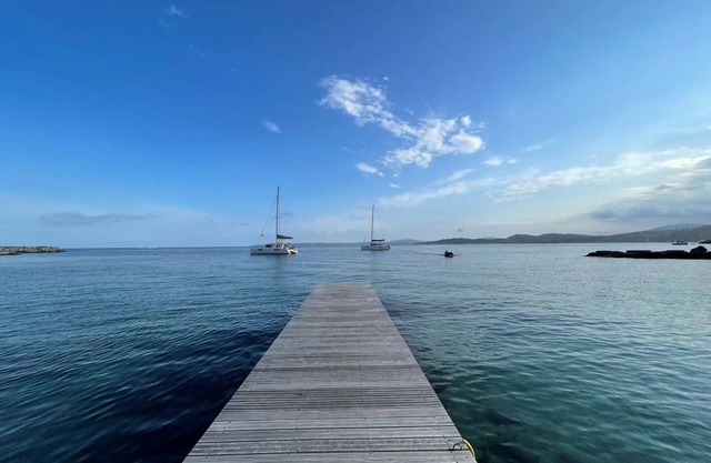METERS FROM THE MEDITERRANEAN AMID ST. TROPEZ & ST. MAXIM