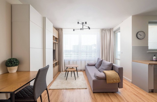 Metro Stokłosy Comfort Studio