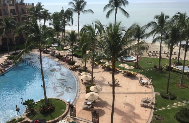 Mexican Paradise: What A Place!
