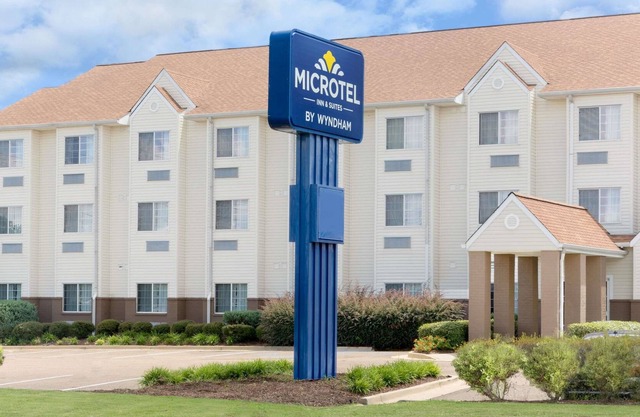 Microtel Inn & Suites by Wyndham Starkville