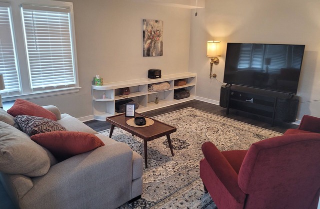Mid-century Vintage Apartment