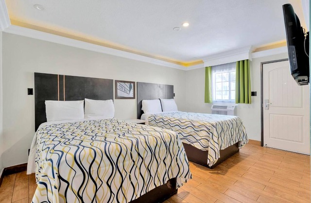 Mid City inn