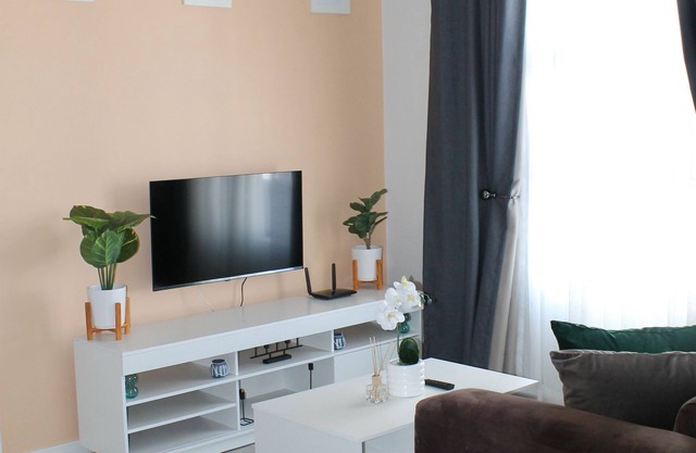 Midrand near carlswald Lifestyle Shopping Center and San ridge square N1access.