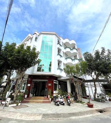 MILAND HOTEL