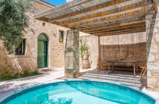 Milio's House with a private pool
