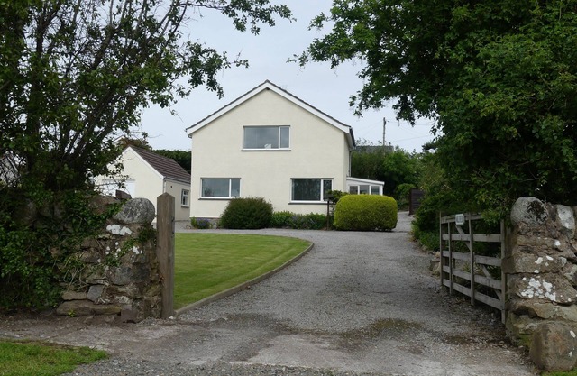 Millfield - a house that sleeps 5 guests in 3 bedrooms