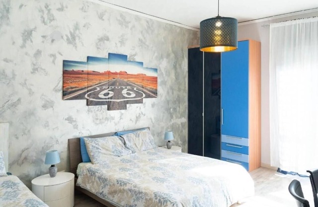 Mini apartment with shared entrance - Blue Room