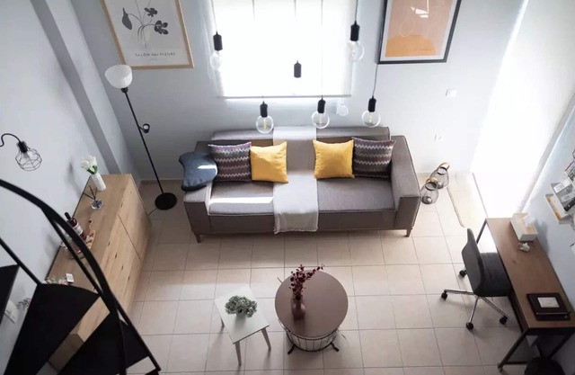 Minimal loft at Kastellokampos