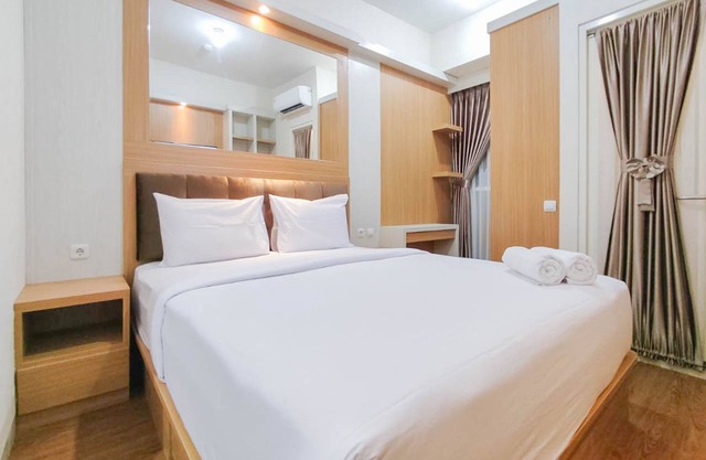 Minimalist And Homey Studio At Amartha View Apartment