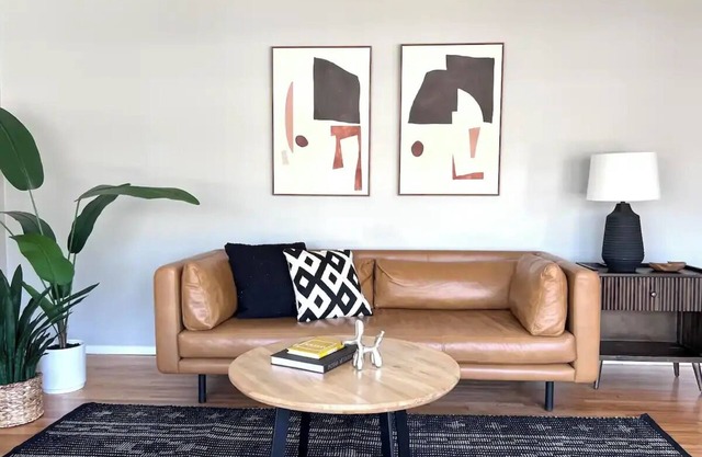 Minneapolis/Edina Duplex - Entire home in Edina, Minnesota, United States