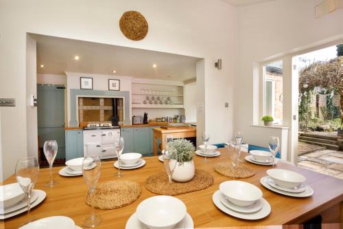 Minster House - Group Hot Tub