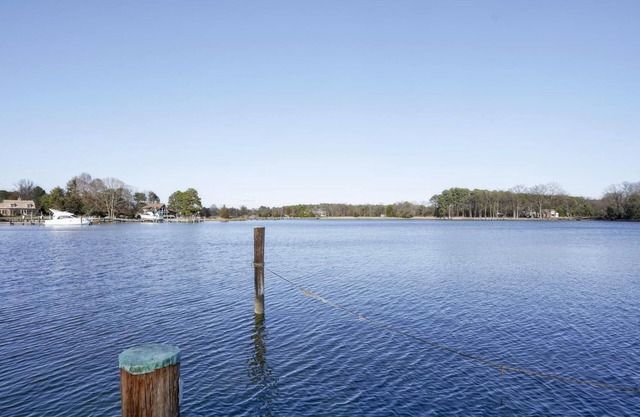Minutes from Downtown St. Michaels and Tilghman | Private Dock | Hot Tub