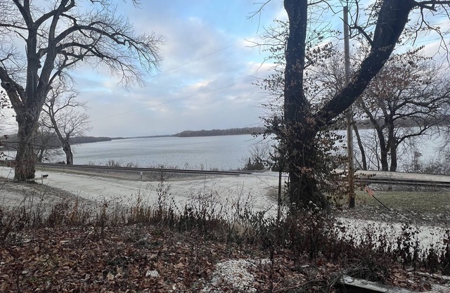 Mississippi River Cabin