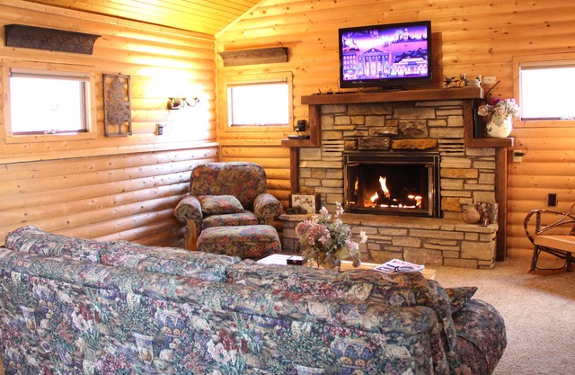 Mississippi Riverfront Cabin