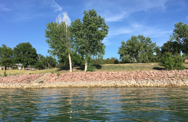 Missouri River Vacation Rentals at American Creek Campground, Chamberlain, SD