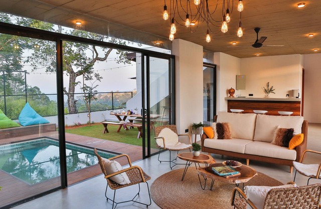 Misty Villa - Spacious 5-bedroom villa in serene Pussellawa