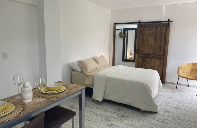 Mitre "The indulgent Experience"