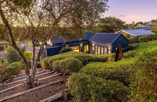 Moa Luxe | Stay Waiheke