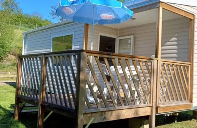 Mobile home for 4 with terrace