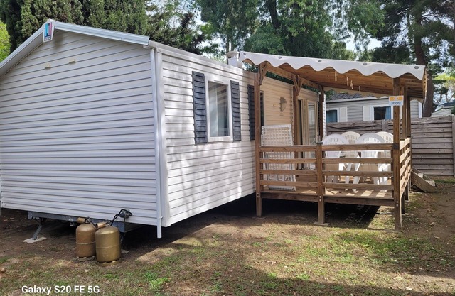 Mobile Home for 4 to 6 People in Canet-en-Roussillon, 500m from the Beach