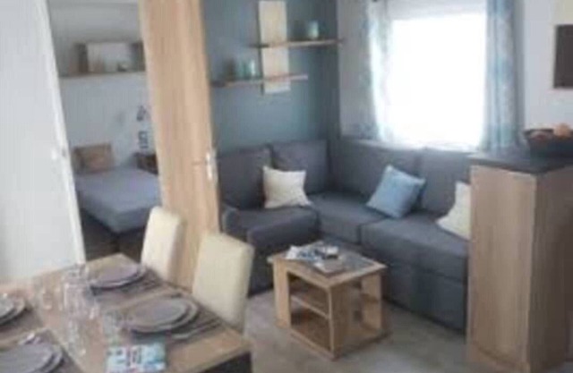 Mobile home 3 bedrooms 1 bathroom at Domaine de Dugny