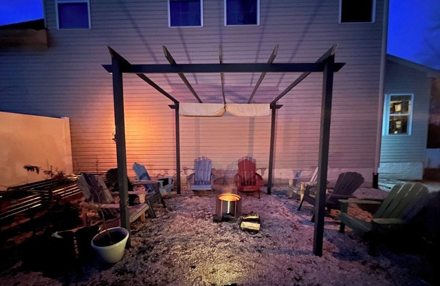 Modern 1 Bedroom Oasis in the Center of Everywhere in Severn, Maryland