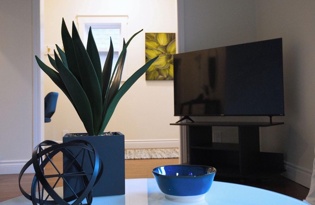 Modern 1BR in Wortley Village+ Wi-Fi +Washer&Dryern