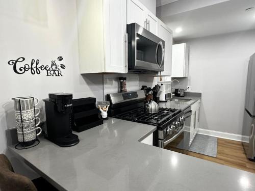 Modern 3BR Near FSU - 15 Min to Wachusett