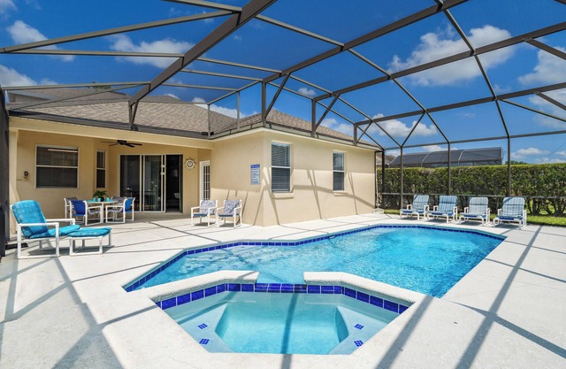 ⭐Modern 5 Bed, 4 Bath Home on Calabay Parc | Private Pool | Minutes to Disney⭐