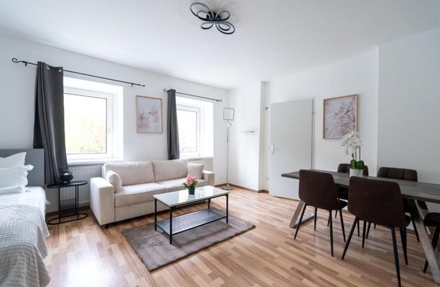 Modern 55m2 Apartment Near Vienna - Ideal for Work, Leisure and Relaxation in Nature