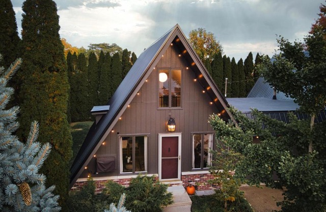 Modern A-Frame with Hot Tub
