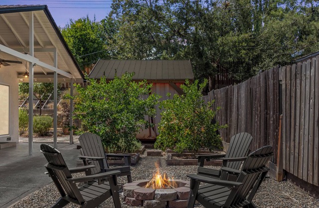 Modern American River home in Fair Oaks