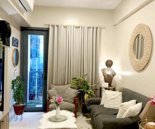 Modern and Cozy One Manchester Place in Mactan Newtown